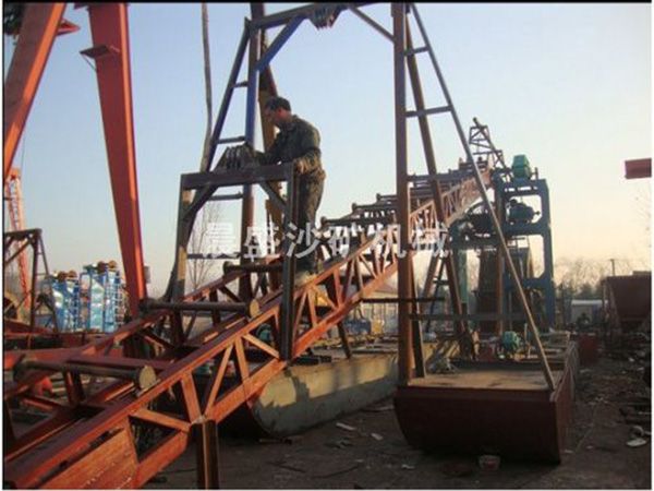 挖沙船製作.jpg